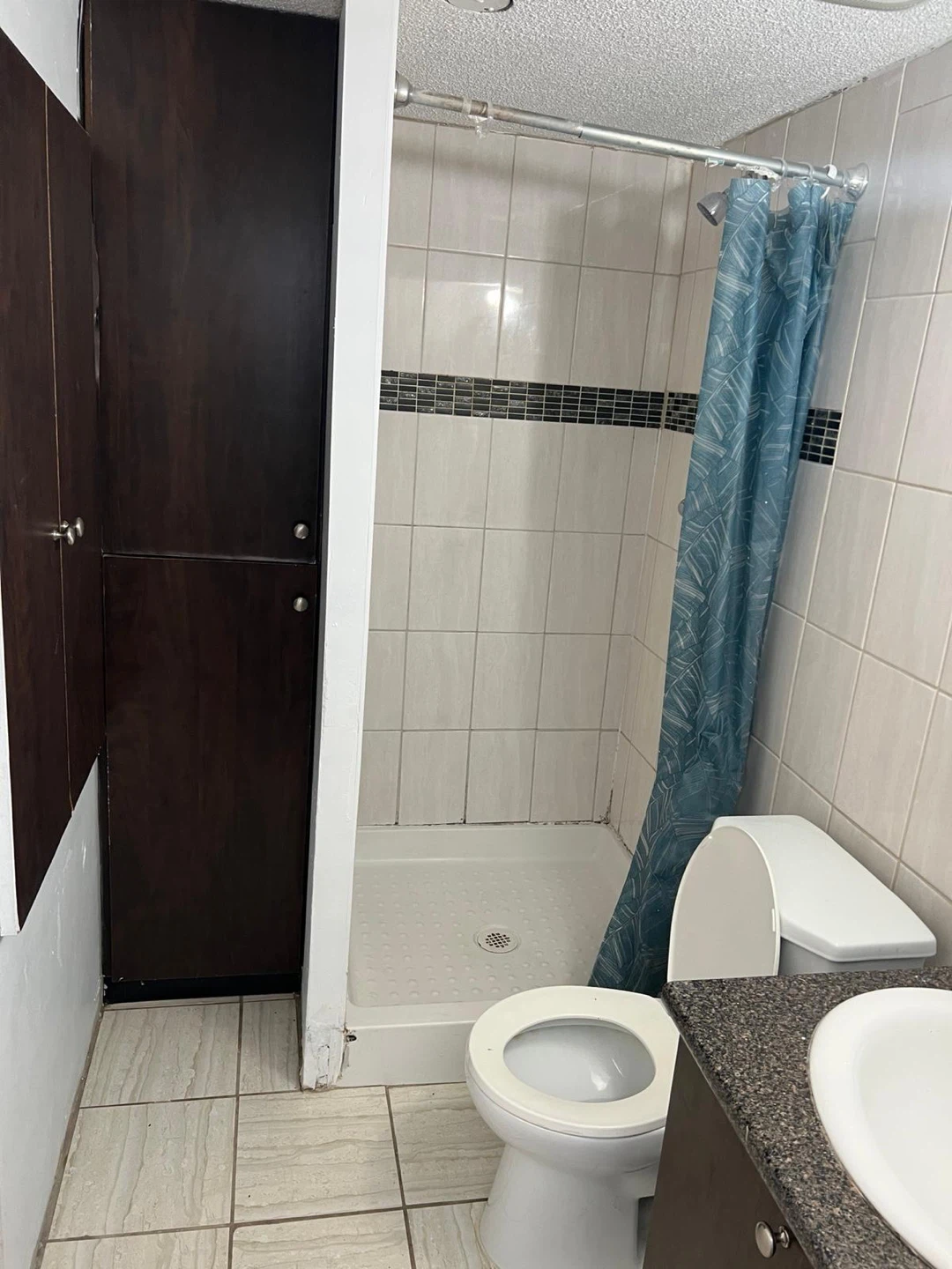 One bedroom basement suite in Vancouver - photo 4