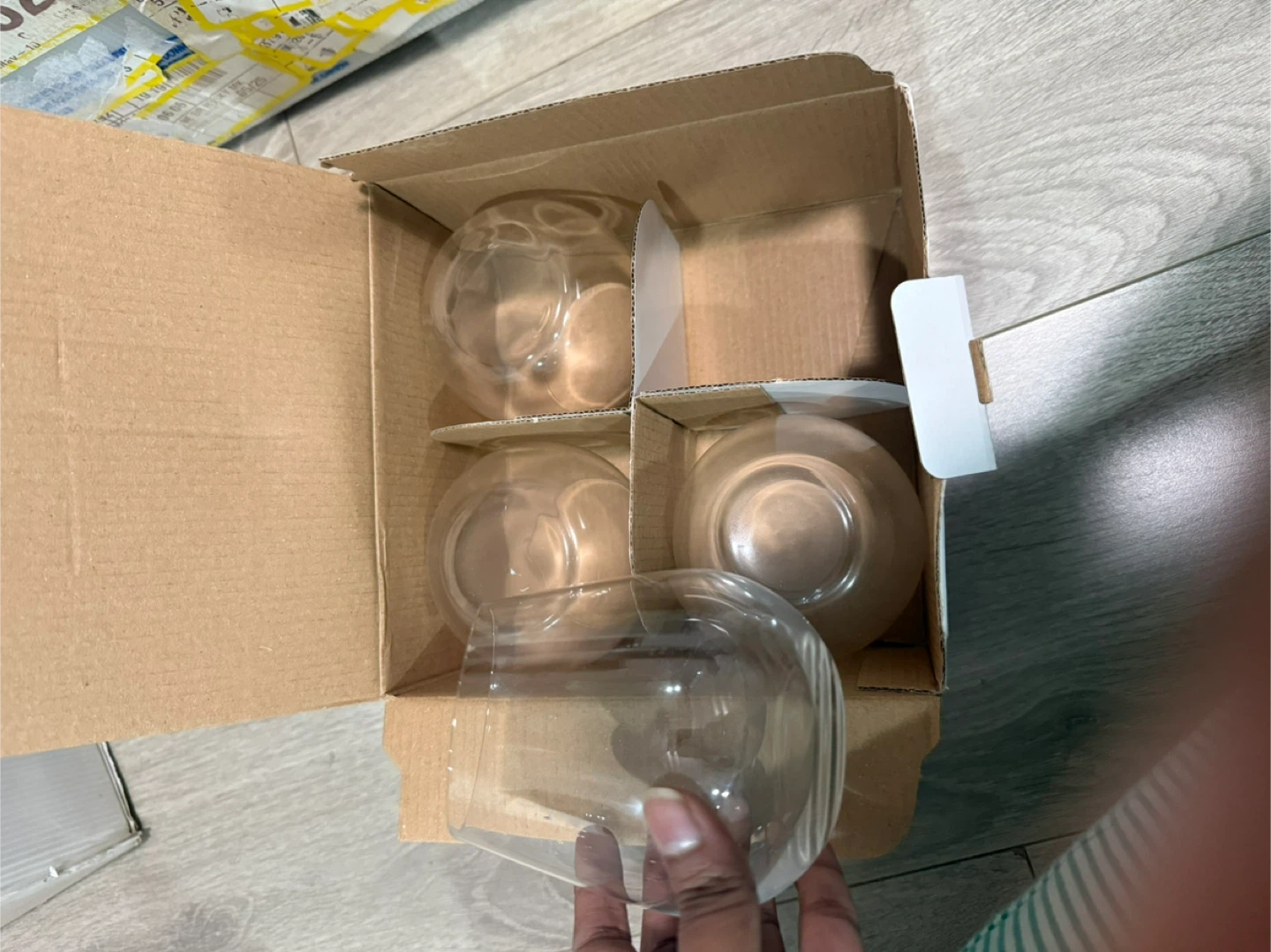 4 juice glass 4 drinking glasses 8 jar container 4 small jar