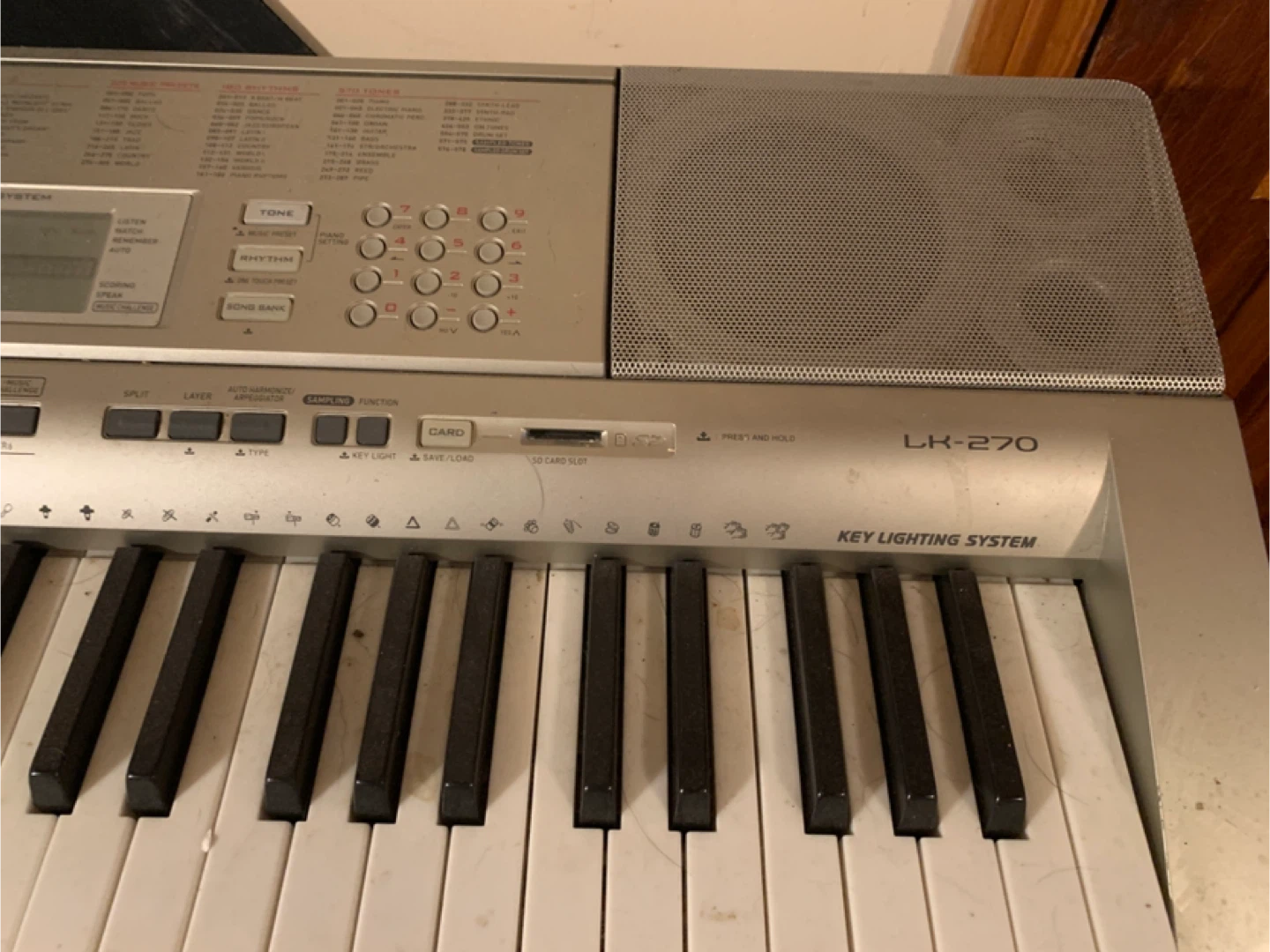 Casio LK-270 portable keyboard - photo 4