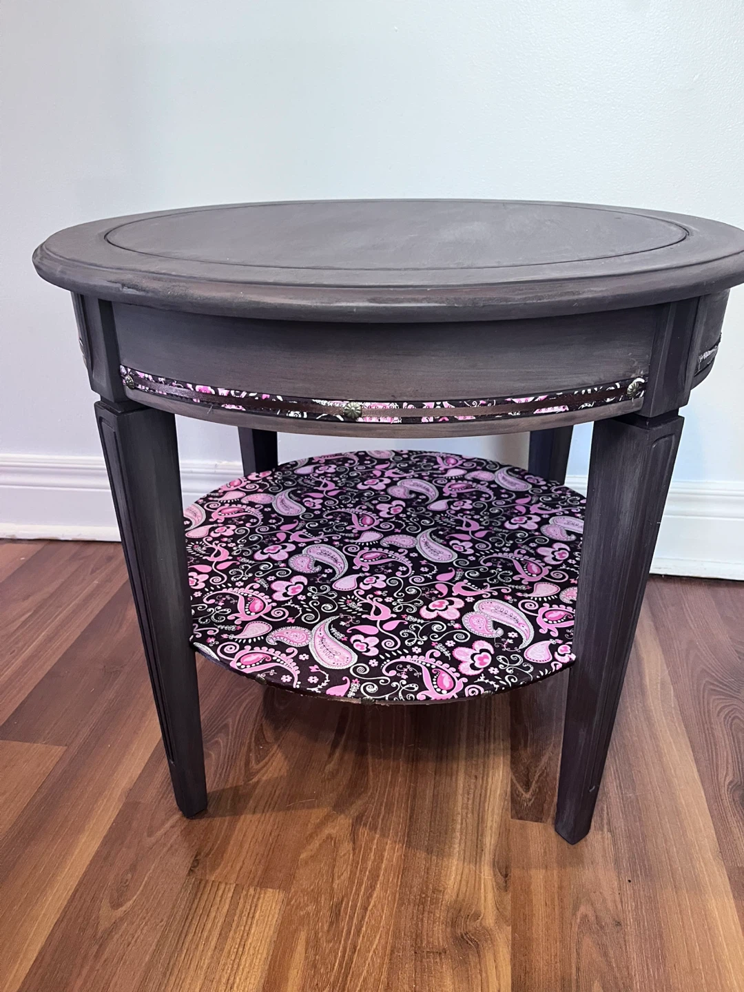 One of a kind Round End Table with Paisley Shelf - photo 2