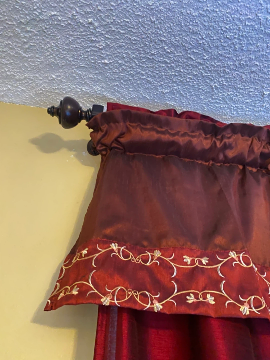 Burgundy Curtains with Valance and King Size Duvet Cover - photo 4