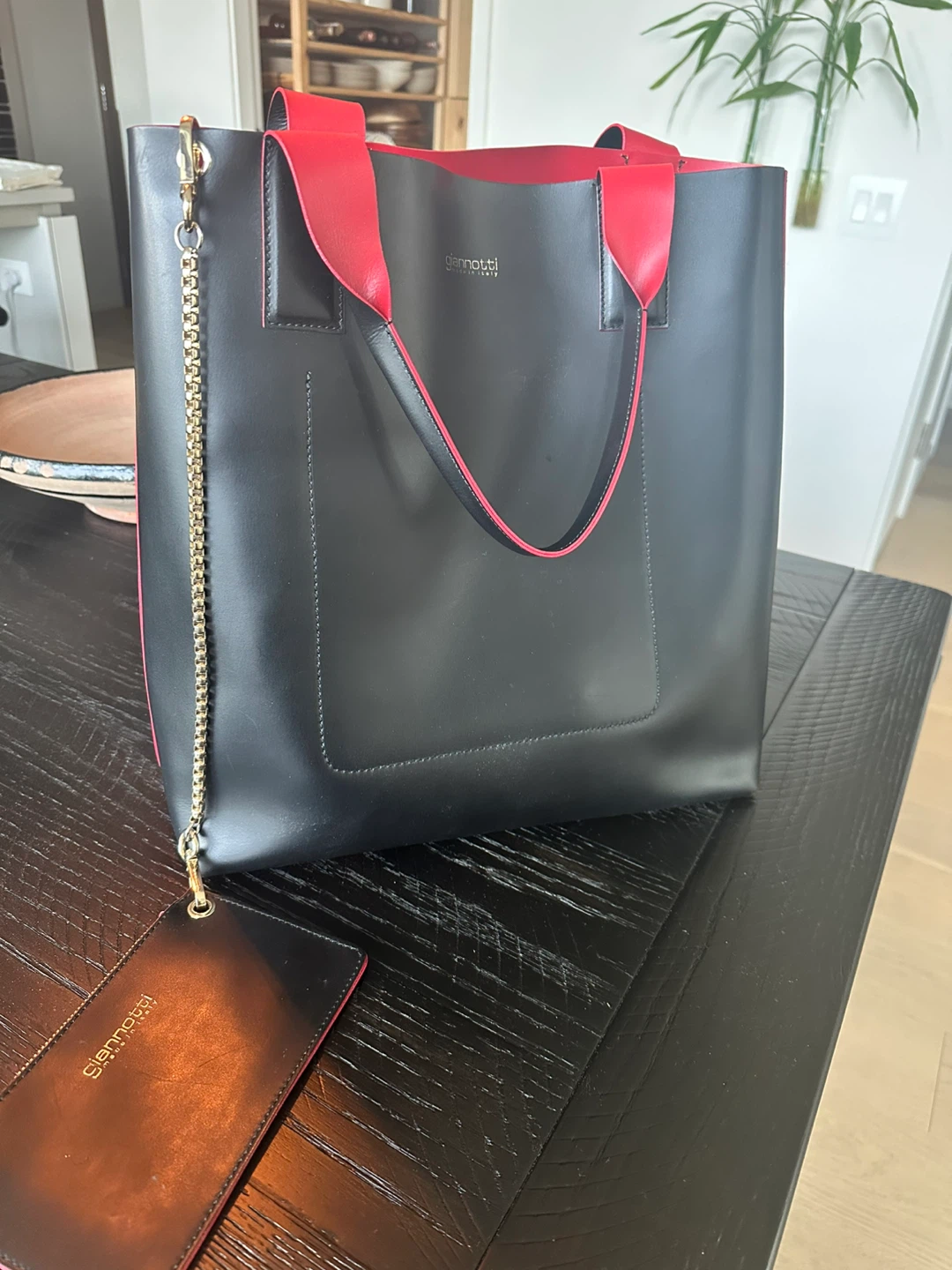 Giannotti Tote Bag with Pouch - Black & Red