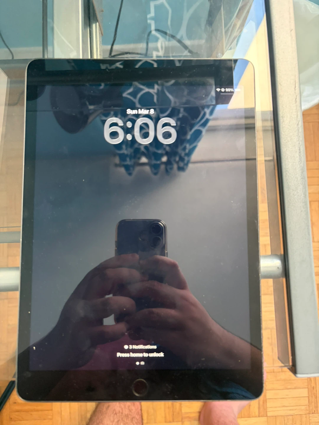 Apple iPad 9th Generation - photo 3