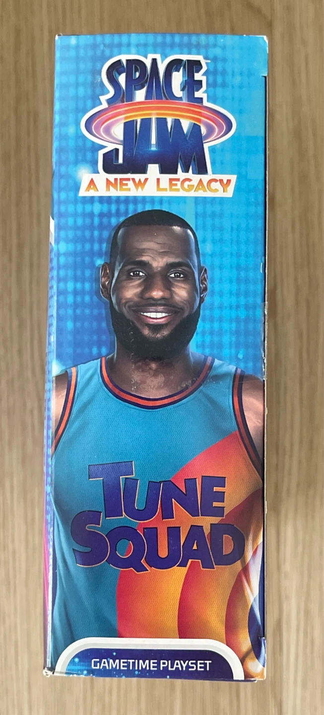 Space Jam Gametime Playset with LeBron James & Bugs Bunny - photo 3