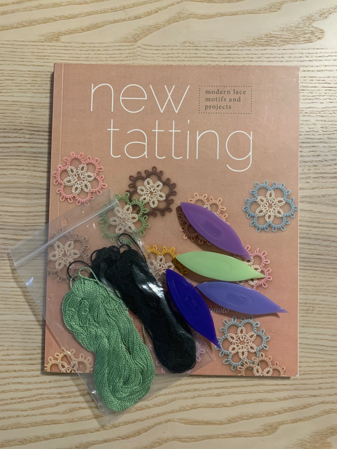 New Tatting Book with Modern Lace Motifs and Projects