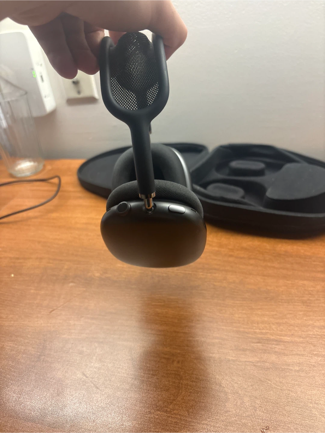 Apple AirPods Max - Black - photo 2