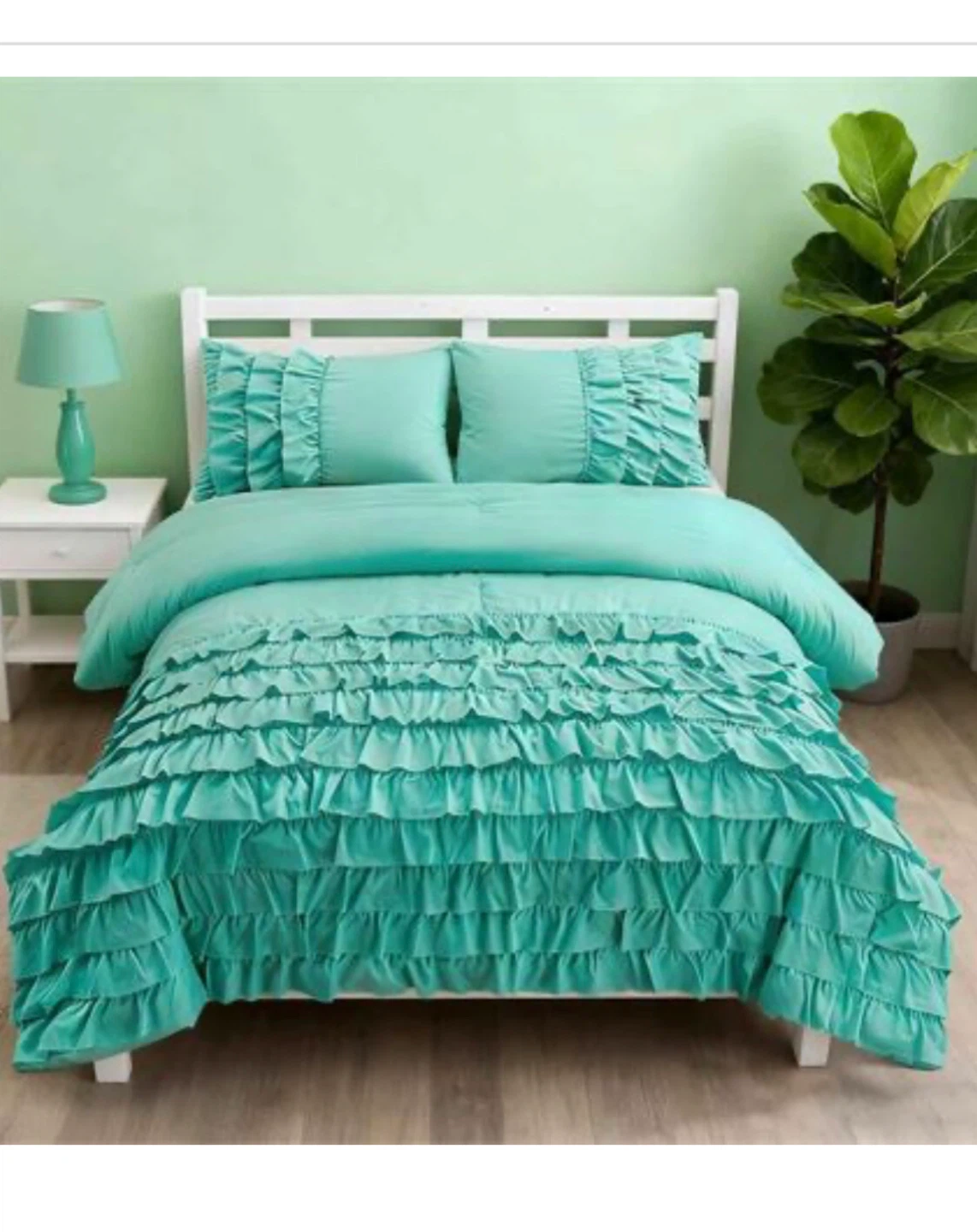 Aqua Ruffled Full size comforter Set