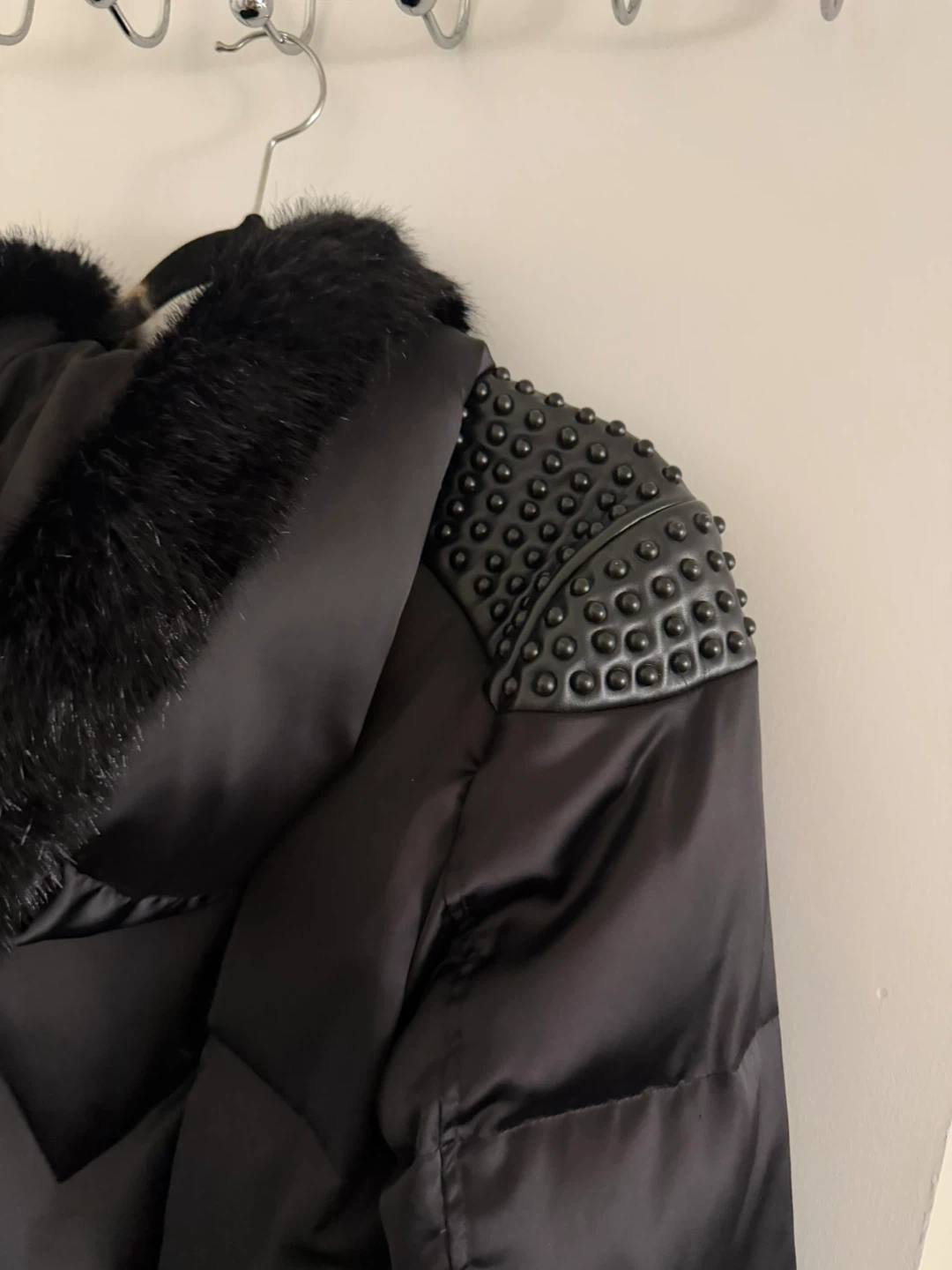 Bebe Puffer Coat with Studded Shoulders and Fur Trim - photo 3