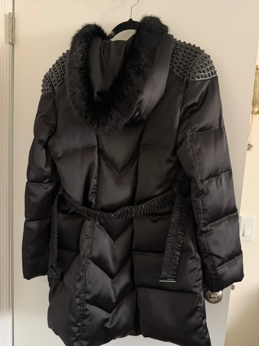 Bebe Puffer Coat with Studded Shoulders and Fur Trim - photo 4