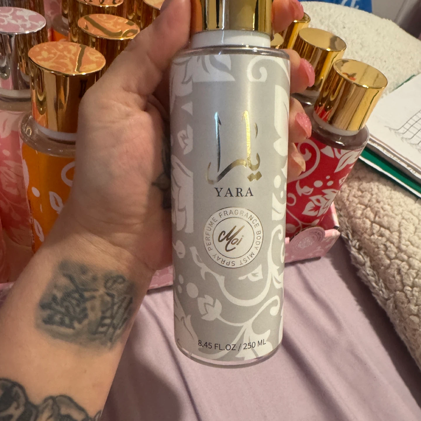 Yara Perfume Fragrance Body Mist - photo 2