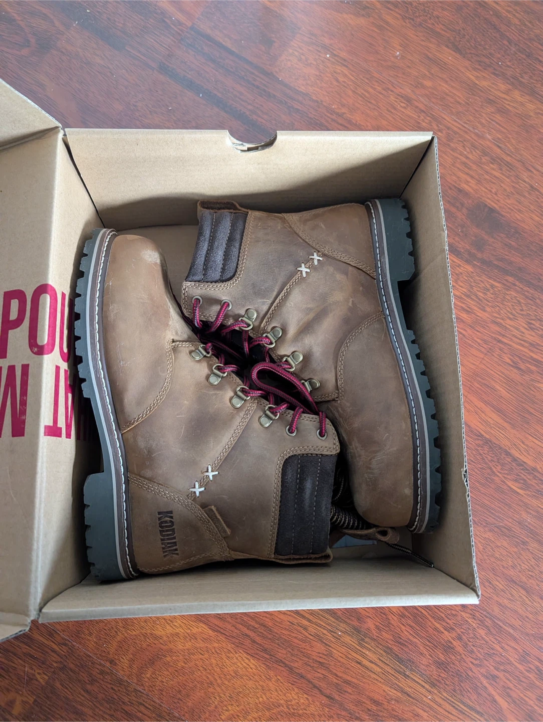New Kodiak Bralorne Women's Boots Size 6.5  (Ad up = Available)