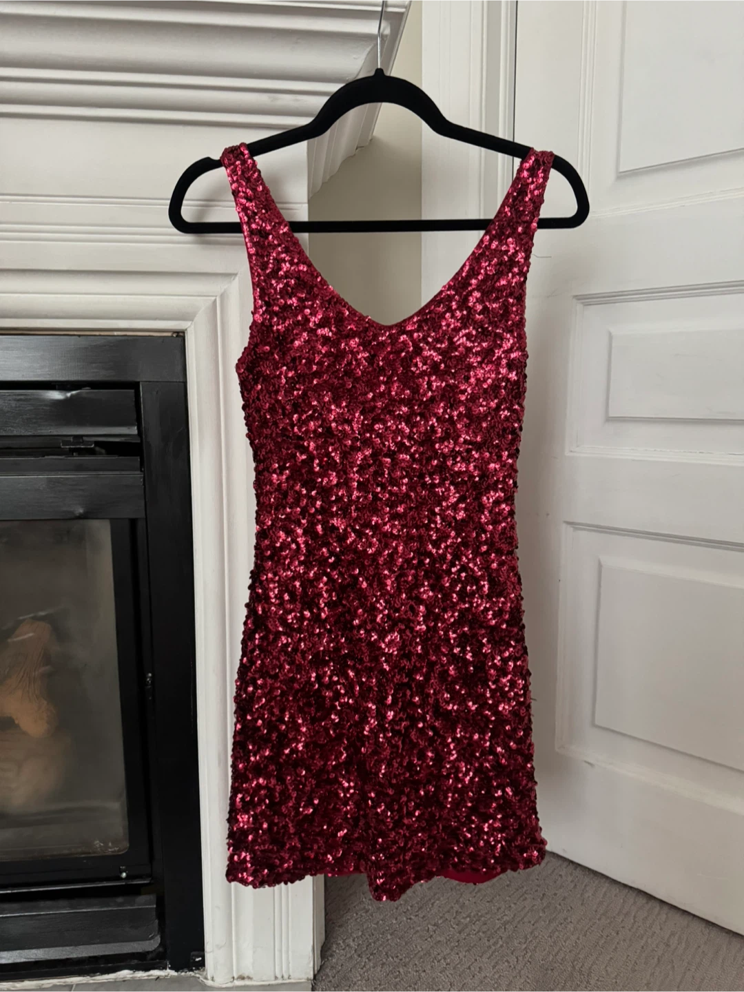 Red Sequins Dress - photo 2