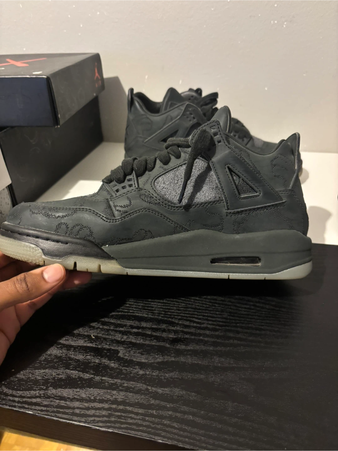 Air Jordan 4 Retro x KAWS - photo 3