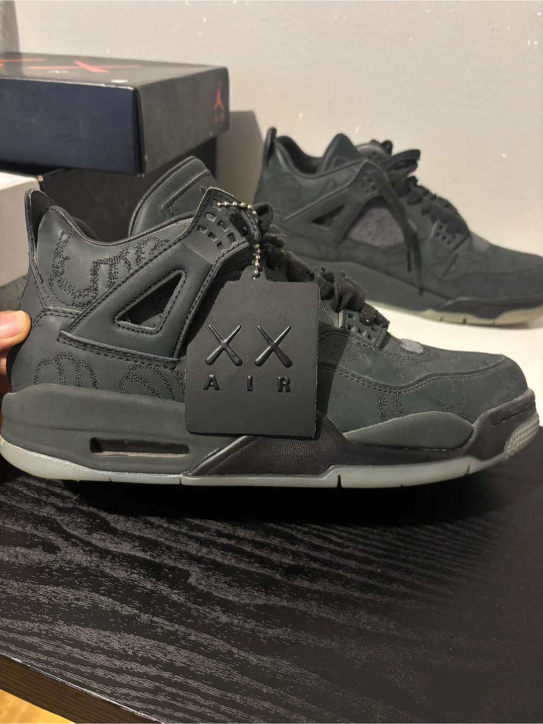 Air Jordan 4 Retro x KAWS - photo 2
