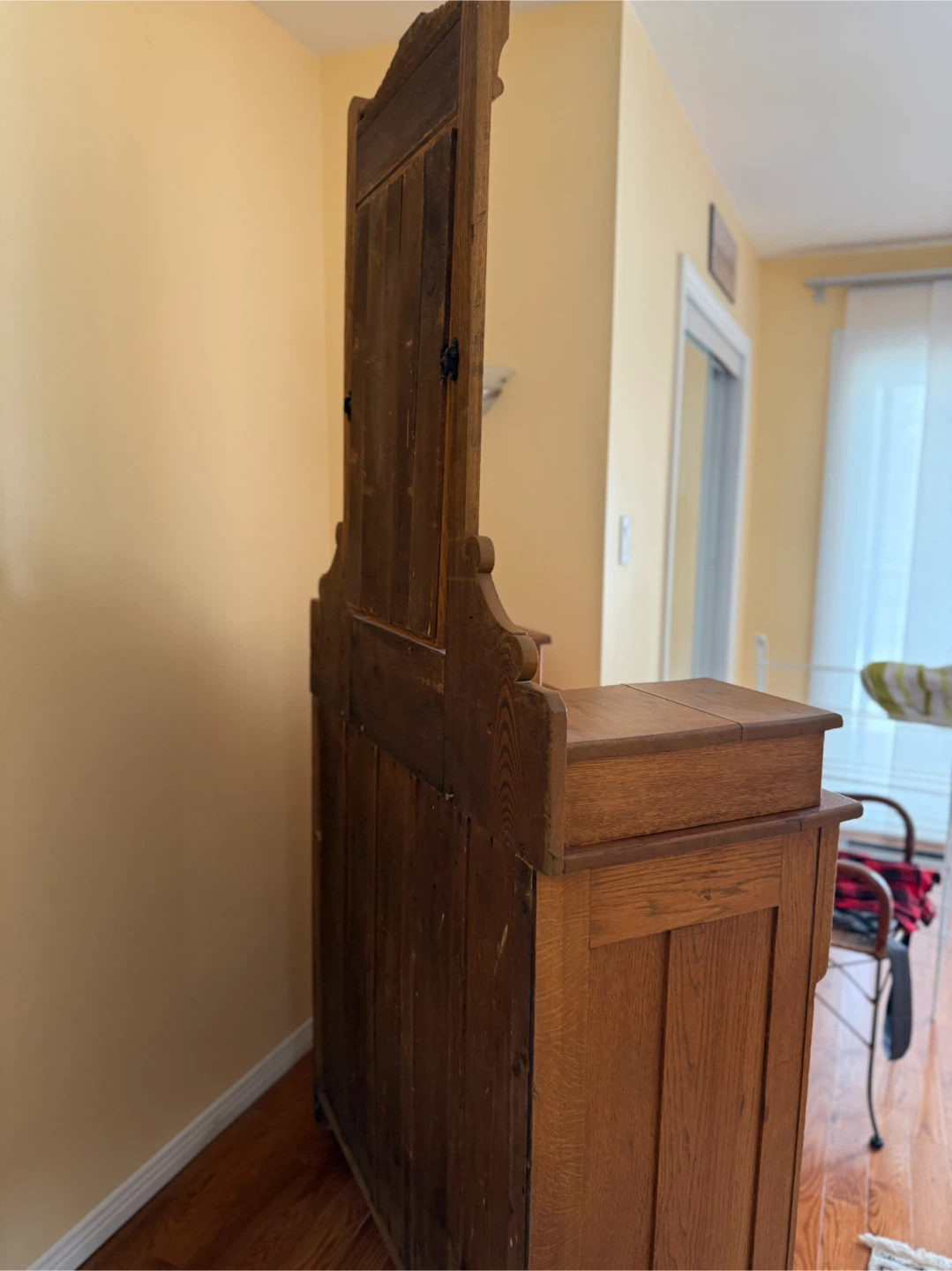 Oak Dresser with Mirror - photo 4