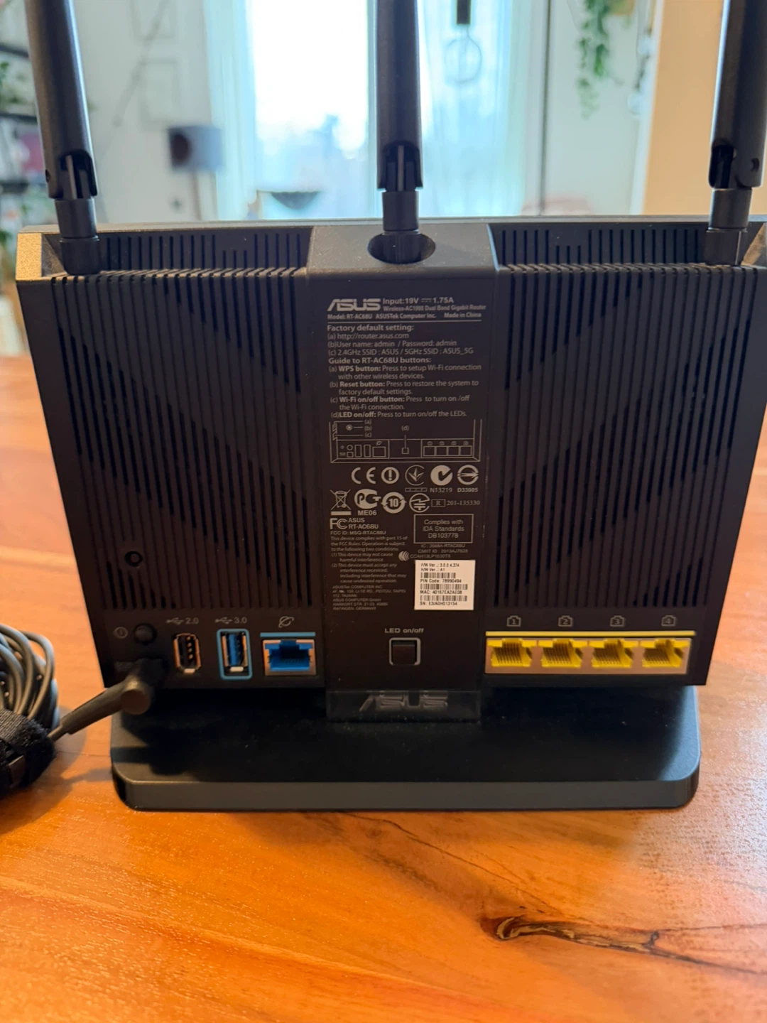 ASUS RT-AC68U Dual Band Wireless-AC1750 Gigabit Router - photo 3