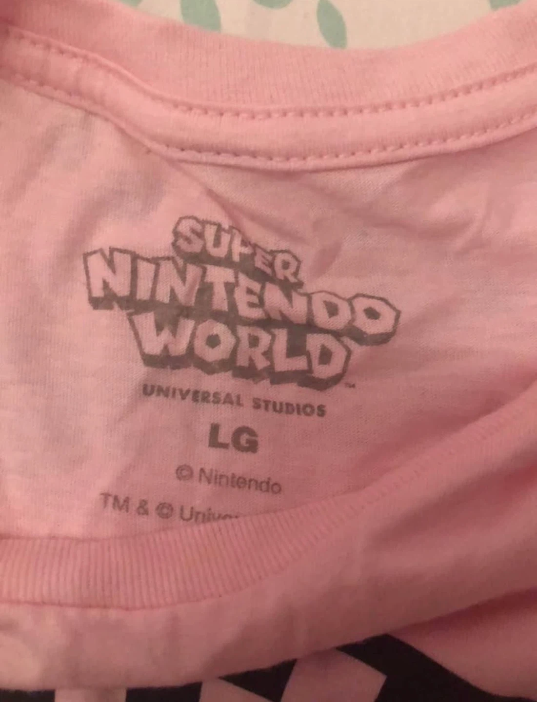 Super Nintendo World Mario Kart T-Shirt - Size LG - photo 5