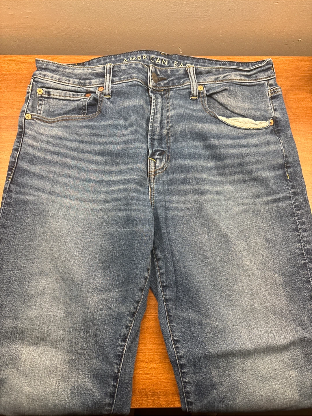 4 pairs of American Eagle pants