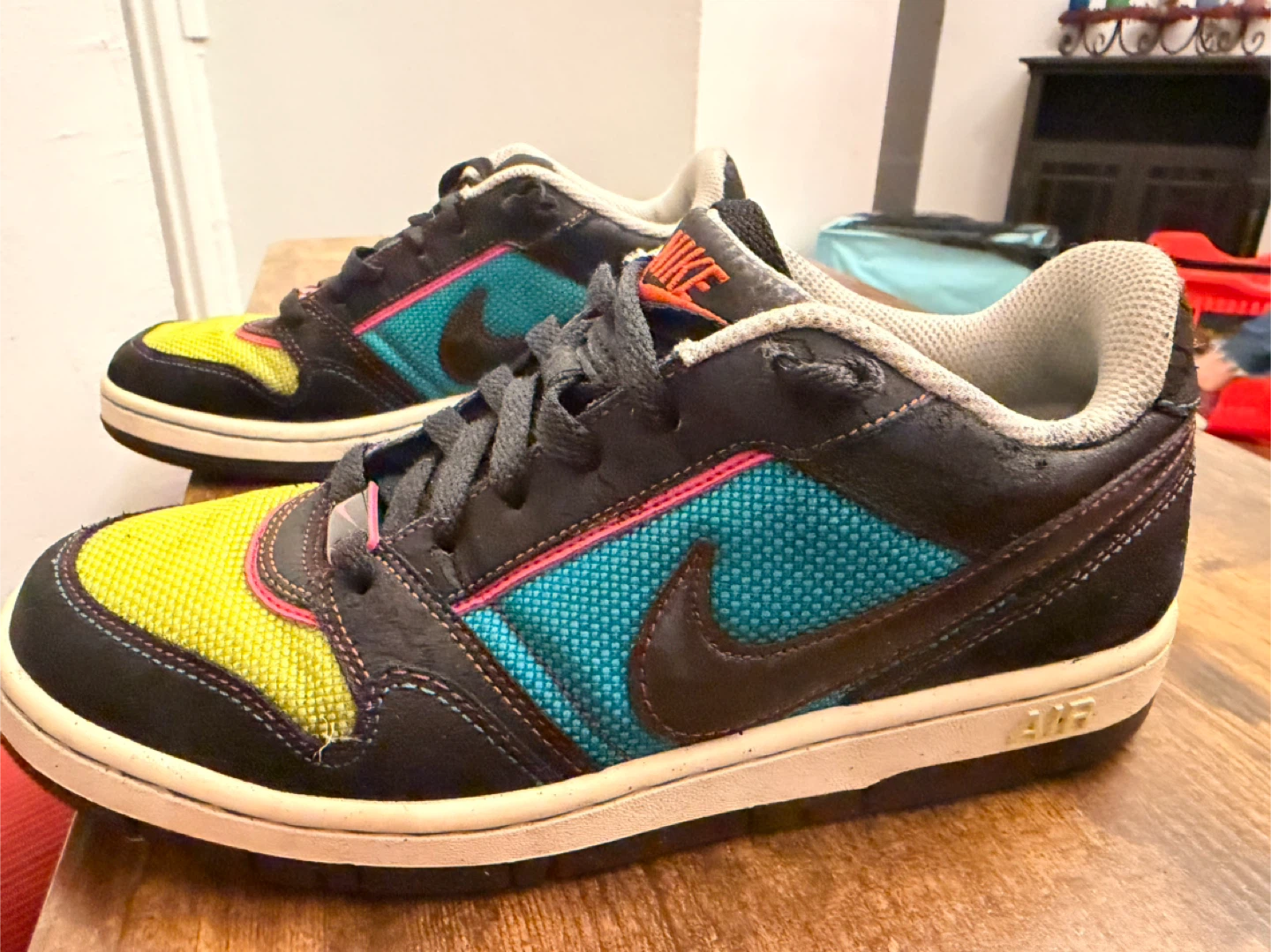 Nike Air Low Top Sneakers