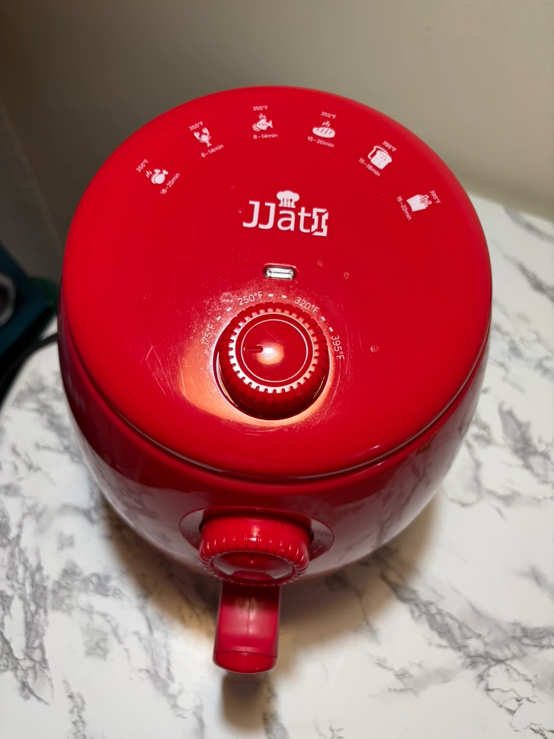 JJatfi Red Air Fryer