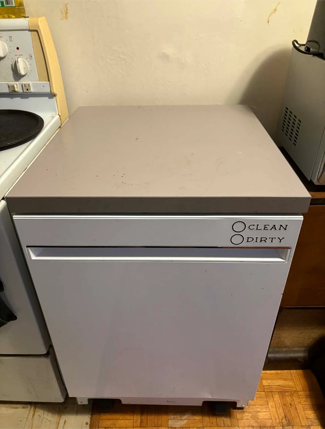 GE 24" Portable Dishwasher White - GPT225SGLWW - photo 3