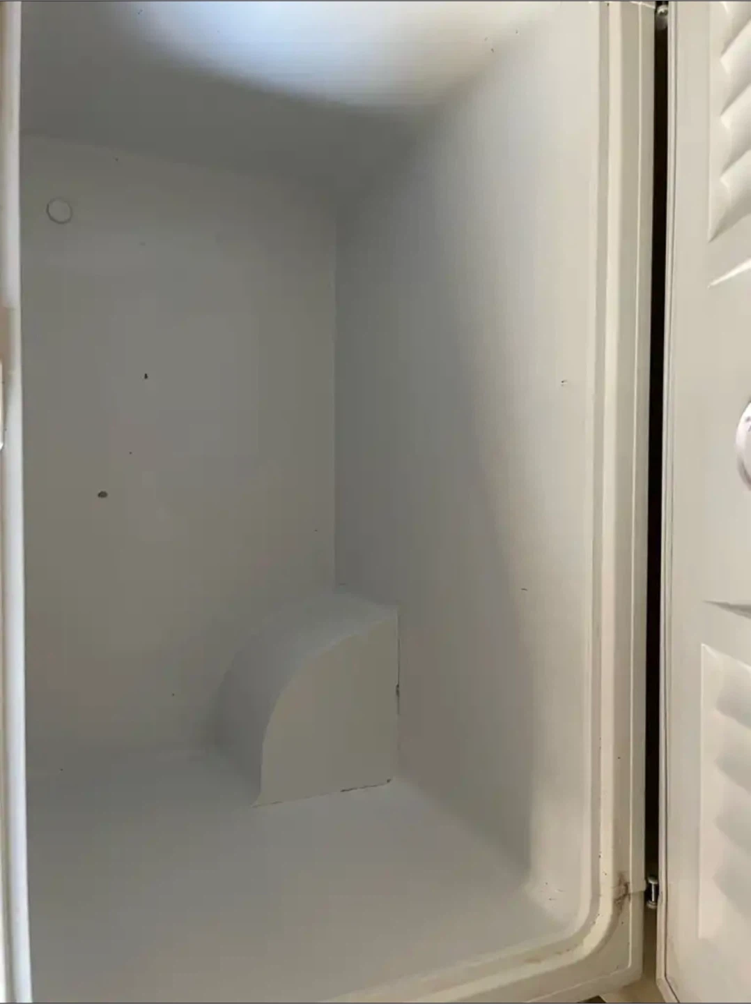 Large White Chest Freezer - photo 2