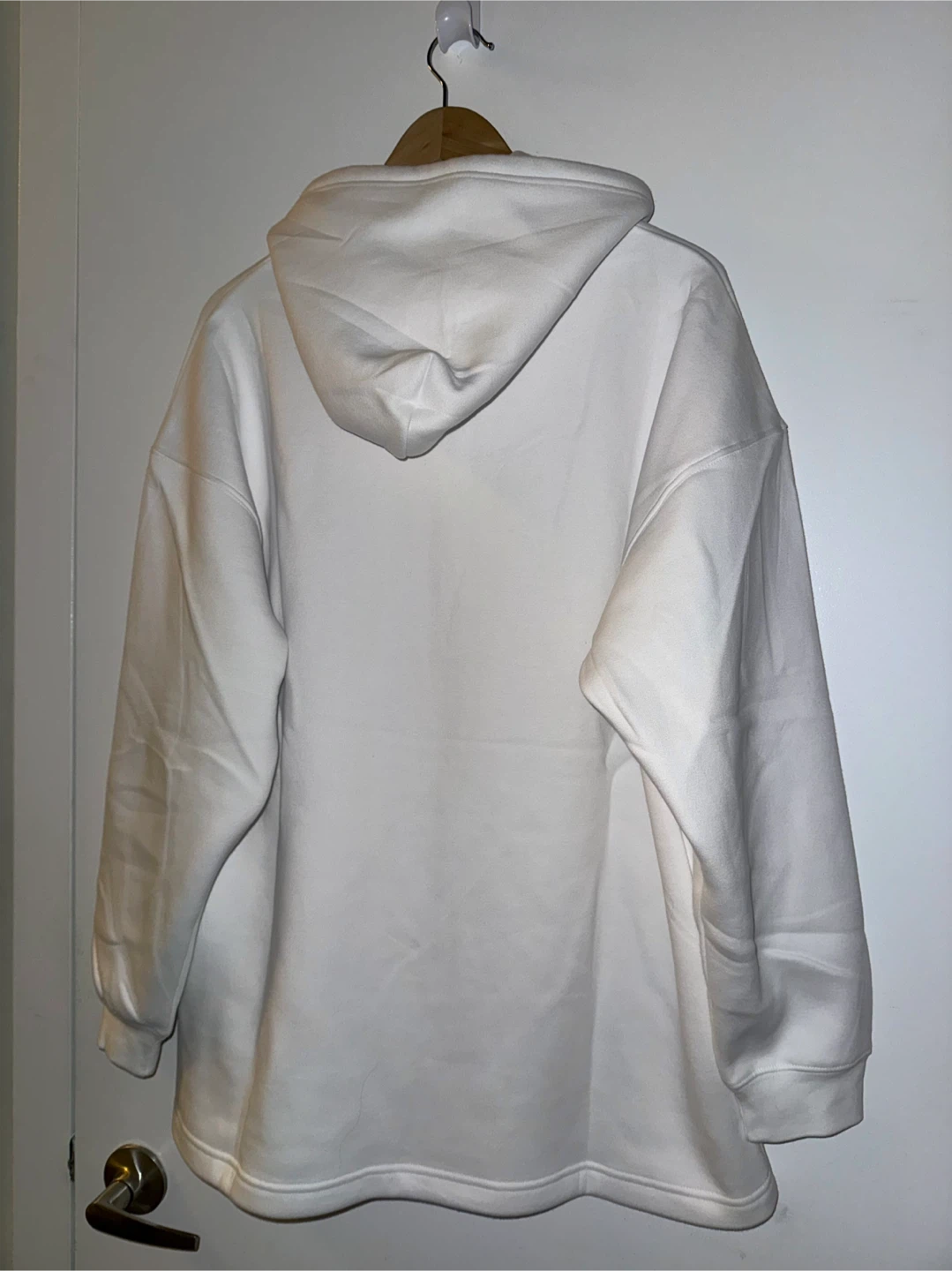 L’Oréal x Brunette the Label - Sisterhoodie Size XS/S - photo 2