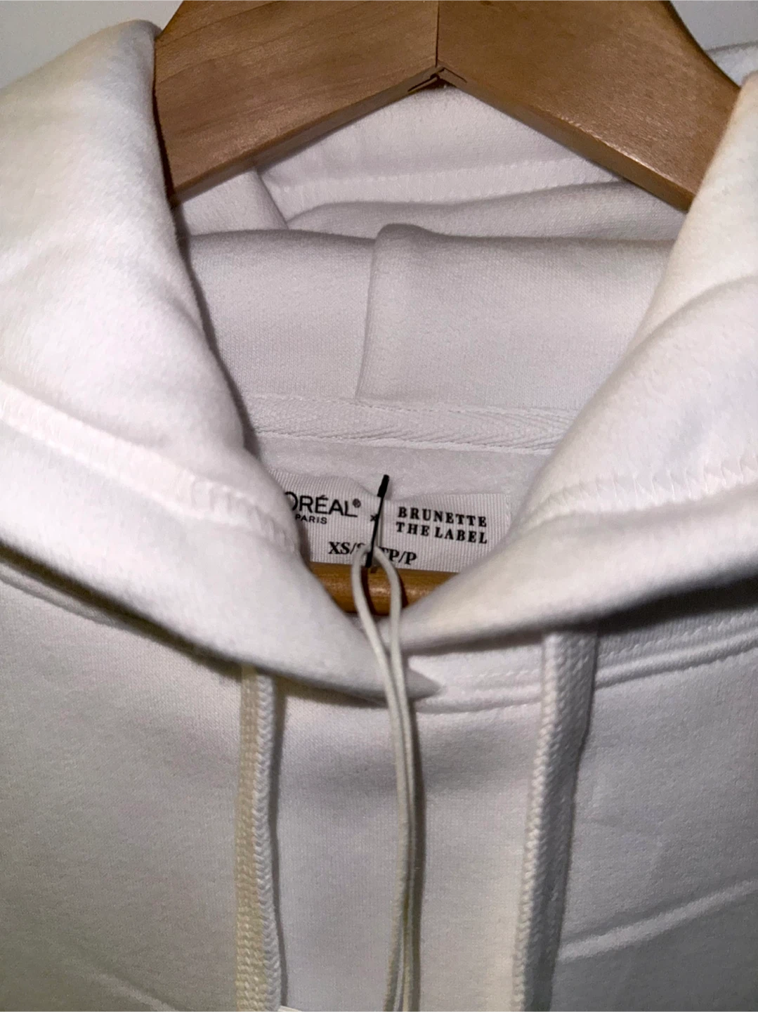 L’Oréal x Brunette the Label - Sisterhoodie Size XS/S - photo 5