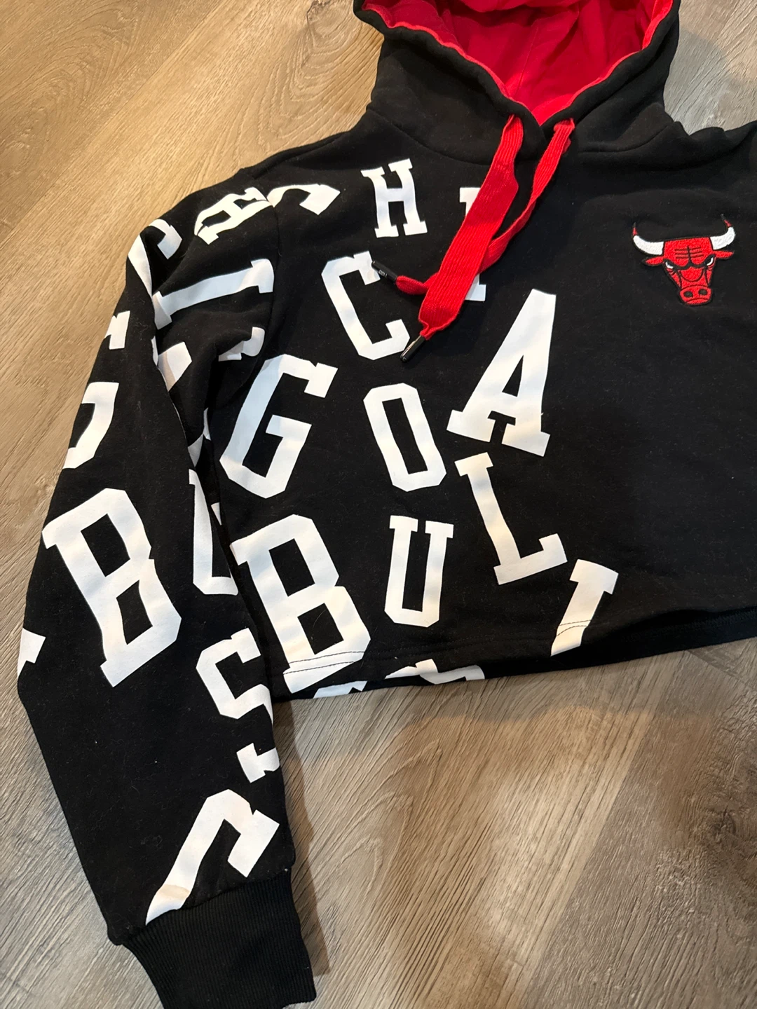 FISLL Chicago Bulls Cropped Hoodie Sweatshirt Size S - photo 2