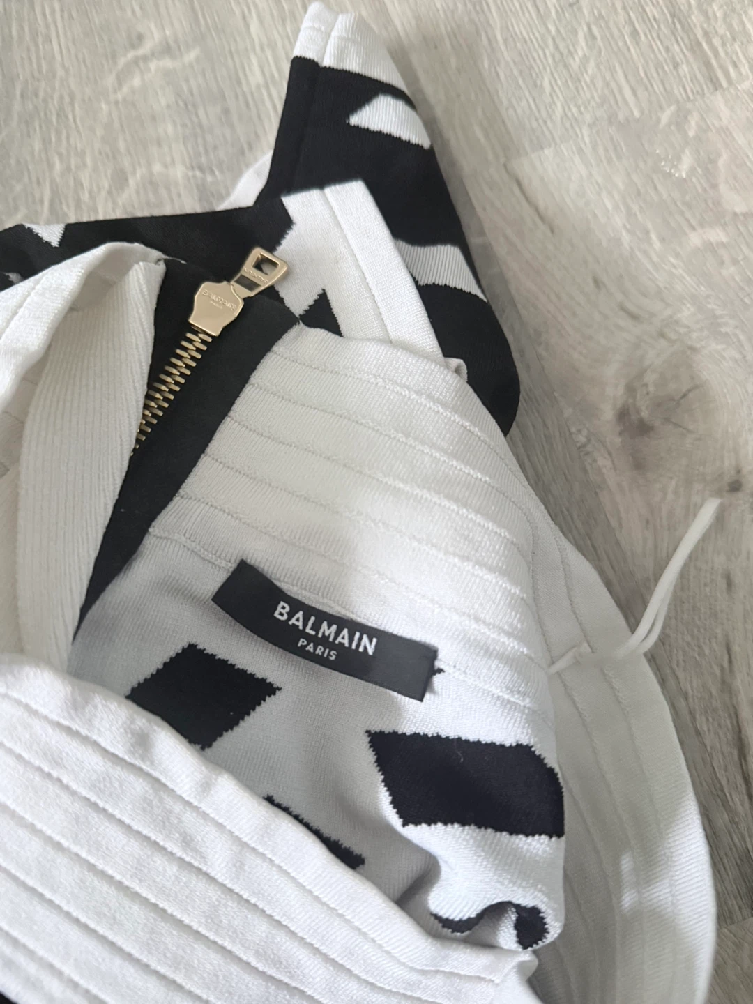 Balmain Paris Black & White Diamond Knit Shorts Size 34 - photo 3