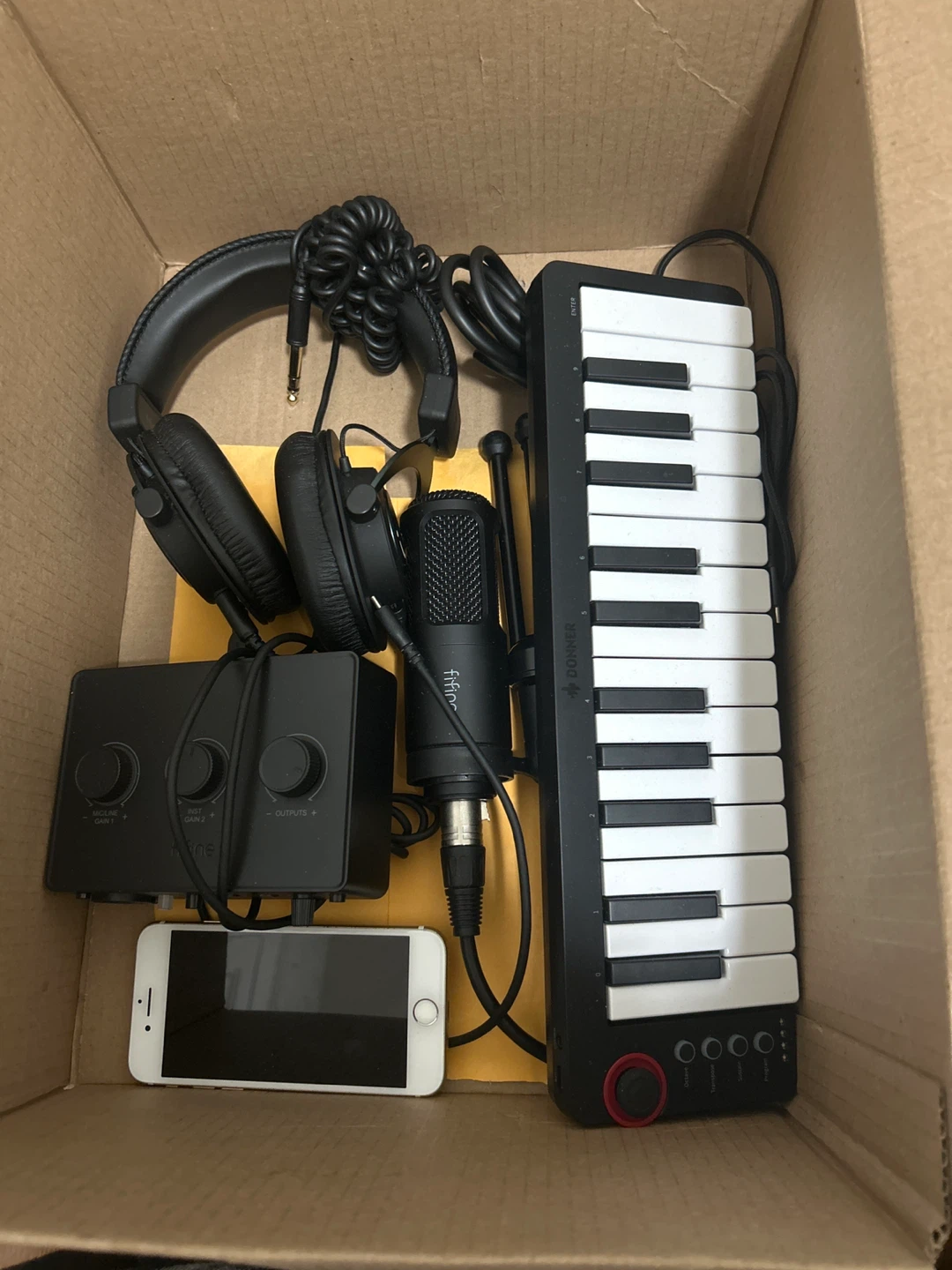 Recording Setup Bundle + MIDI Keyboard (Free iPhone 7) – $60
