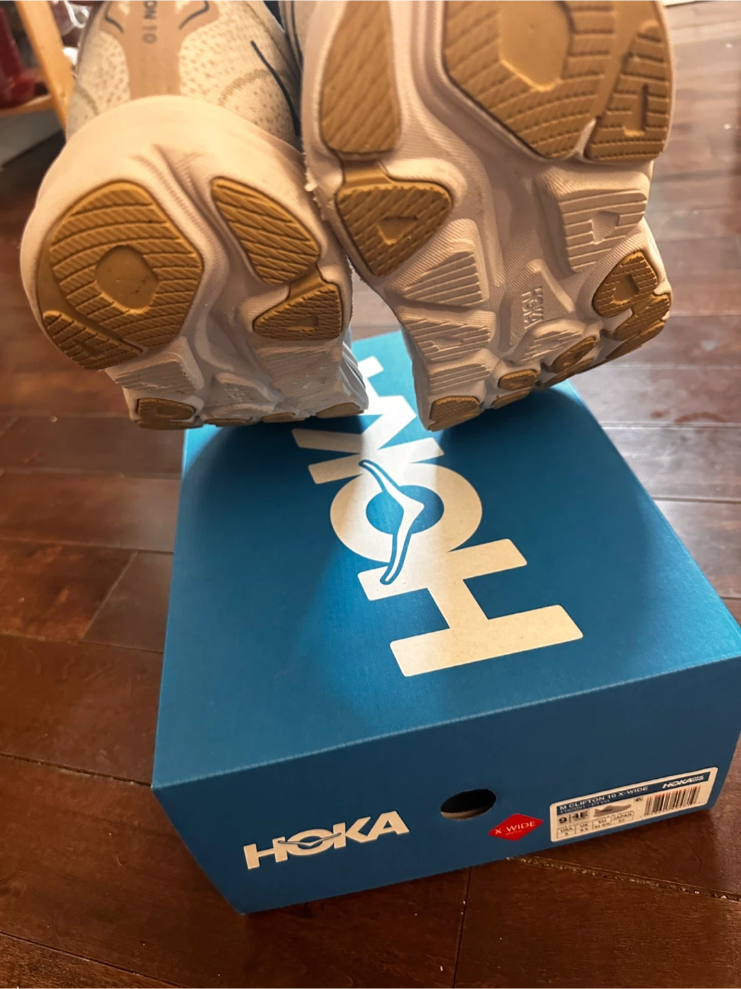 Brand new Hoka Clifton 10 X-Wide Running Shoes - Size US9 - photo 4