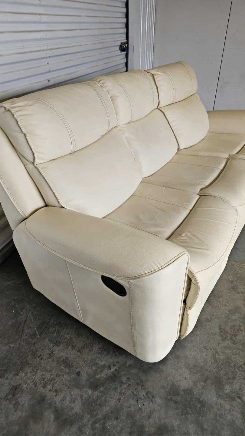 Light cream 3 seater recliner sofa - photo 3