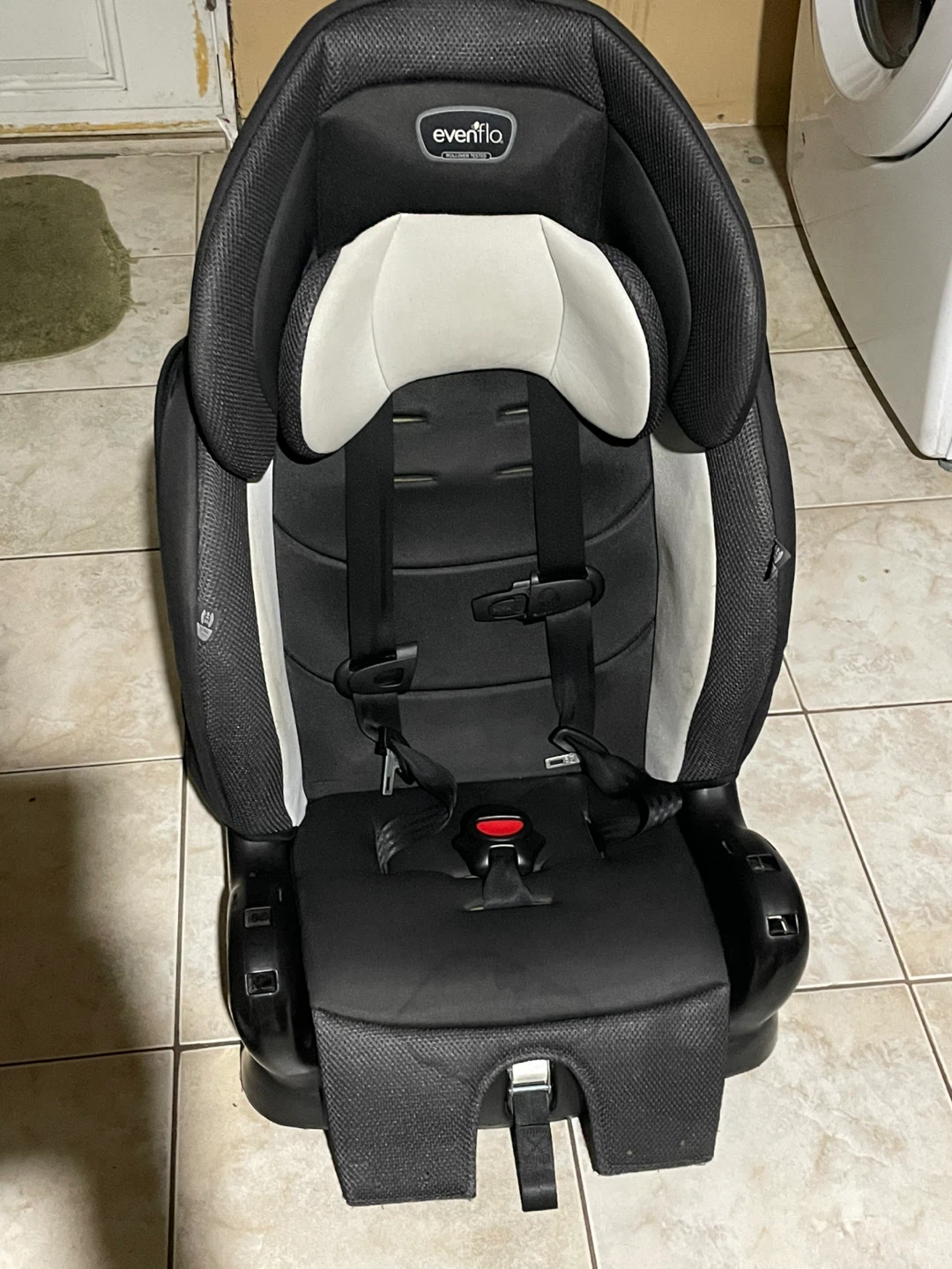 Evenflo Car Seat - photo 2