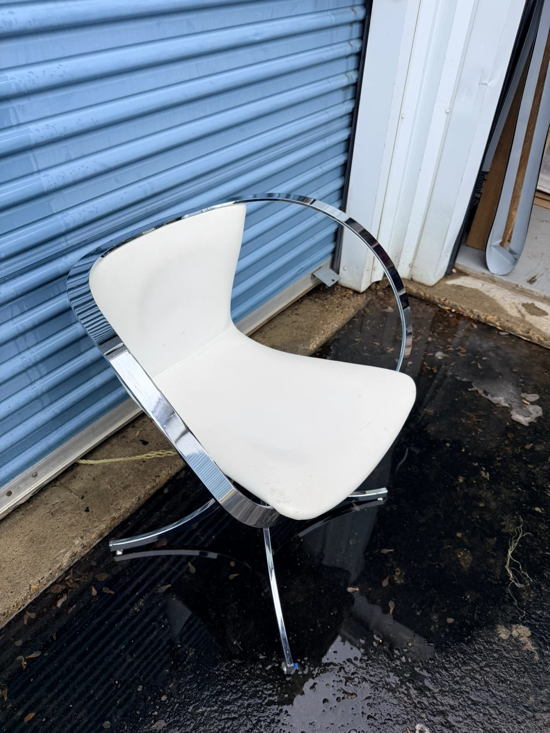 White Modern Accent Chair
