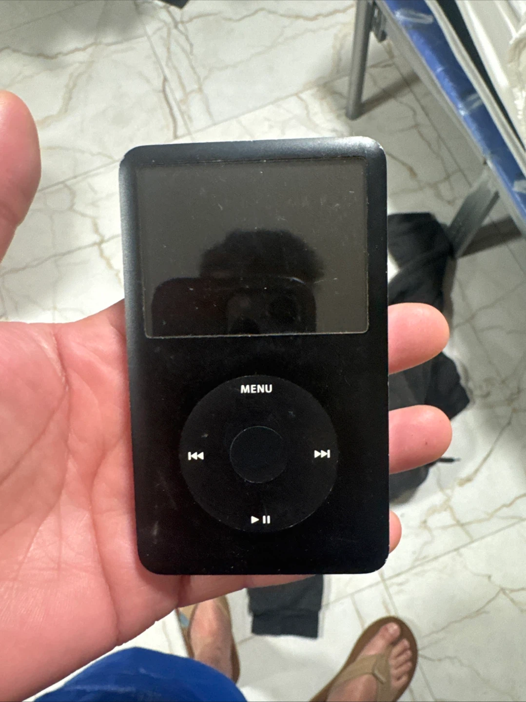 Apple iPod Classic 160GB (Black)