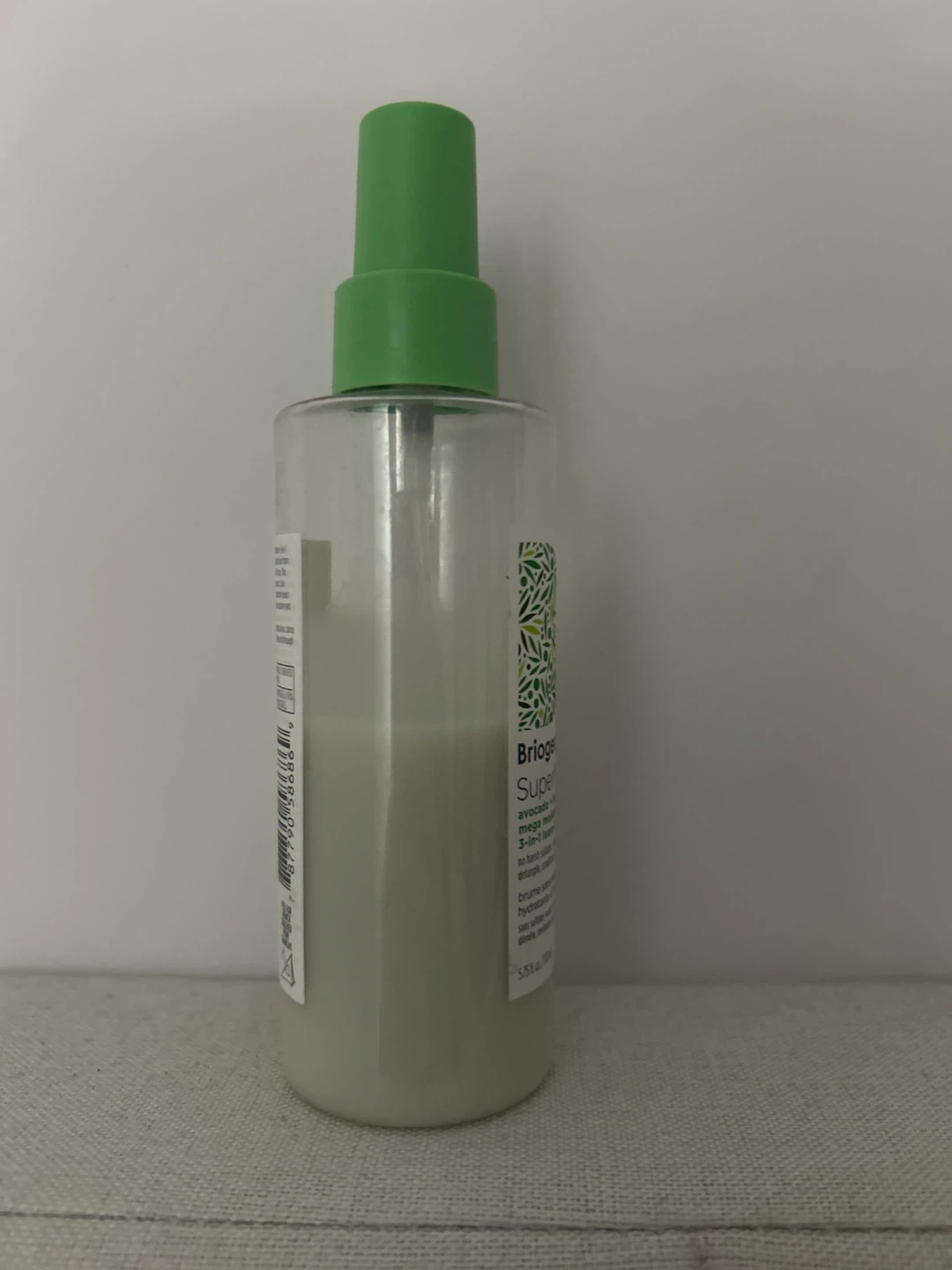 Briogeo Superfoods Avocado + Kiwi Mega Moisture Leave-In Spray - photo 4