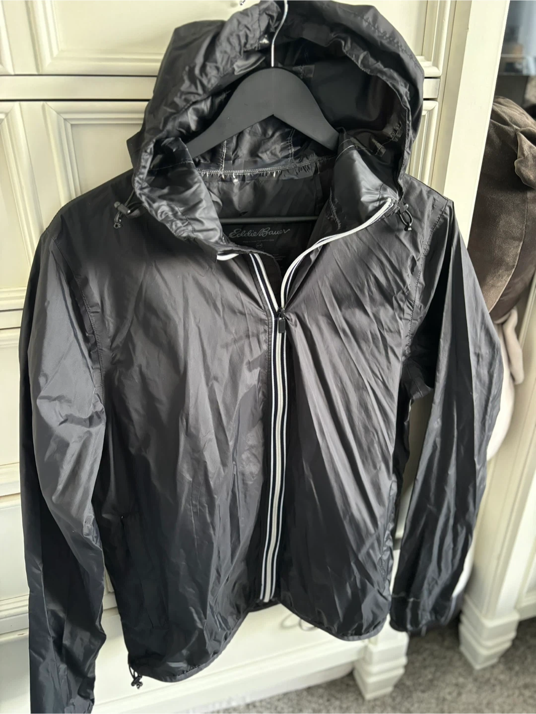 Eddie Bauer Black Hooded Windbreaker Jacket (M) - photo 3