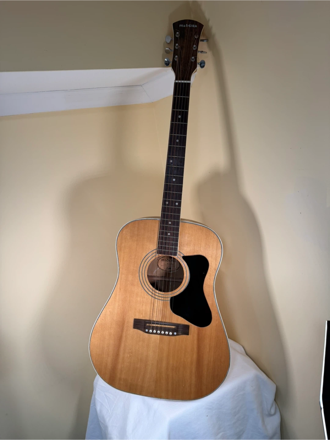 Madeira Acoustic Guitar - photo 2