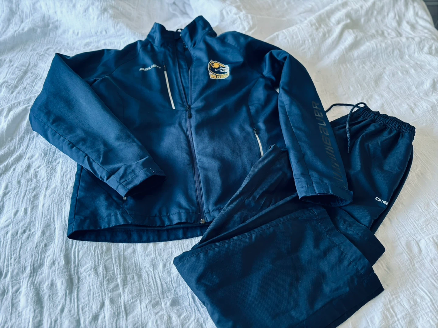 Bauer Wolverines Hockey Jacket and Pants Set (S) - photo 5