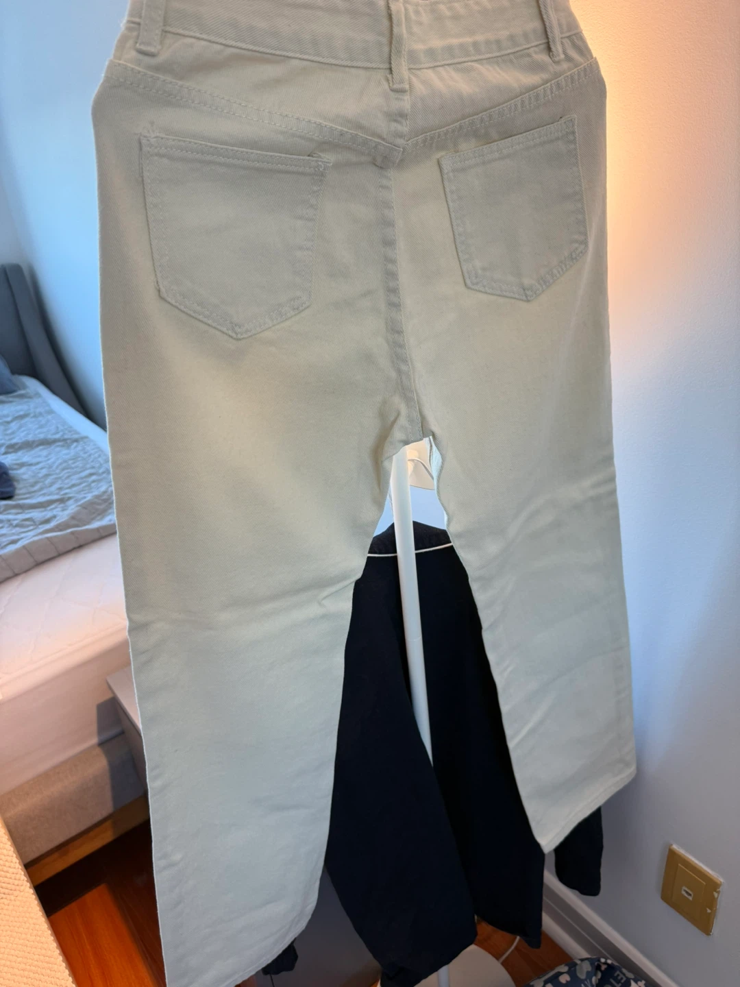 Light Beige Jeans - Size Medium