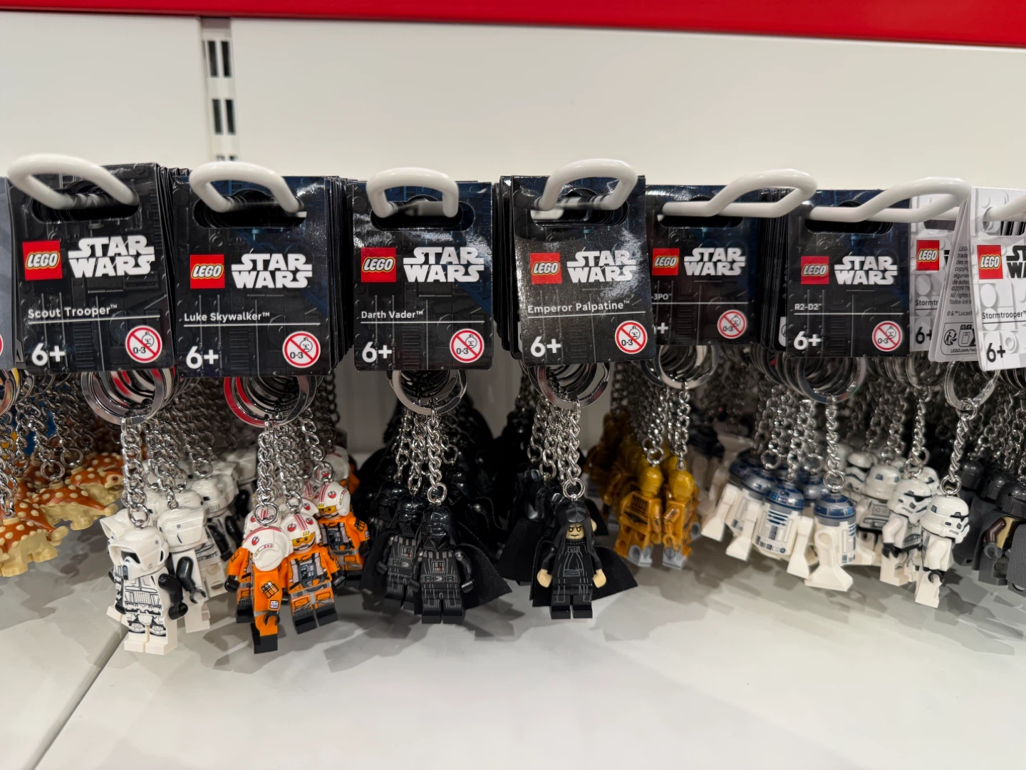 LEGO Keychains - Marvel, DC, Star Wars, Disney, Harry Potter - photo 5