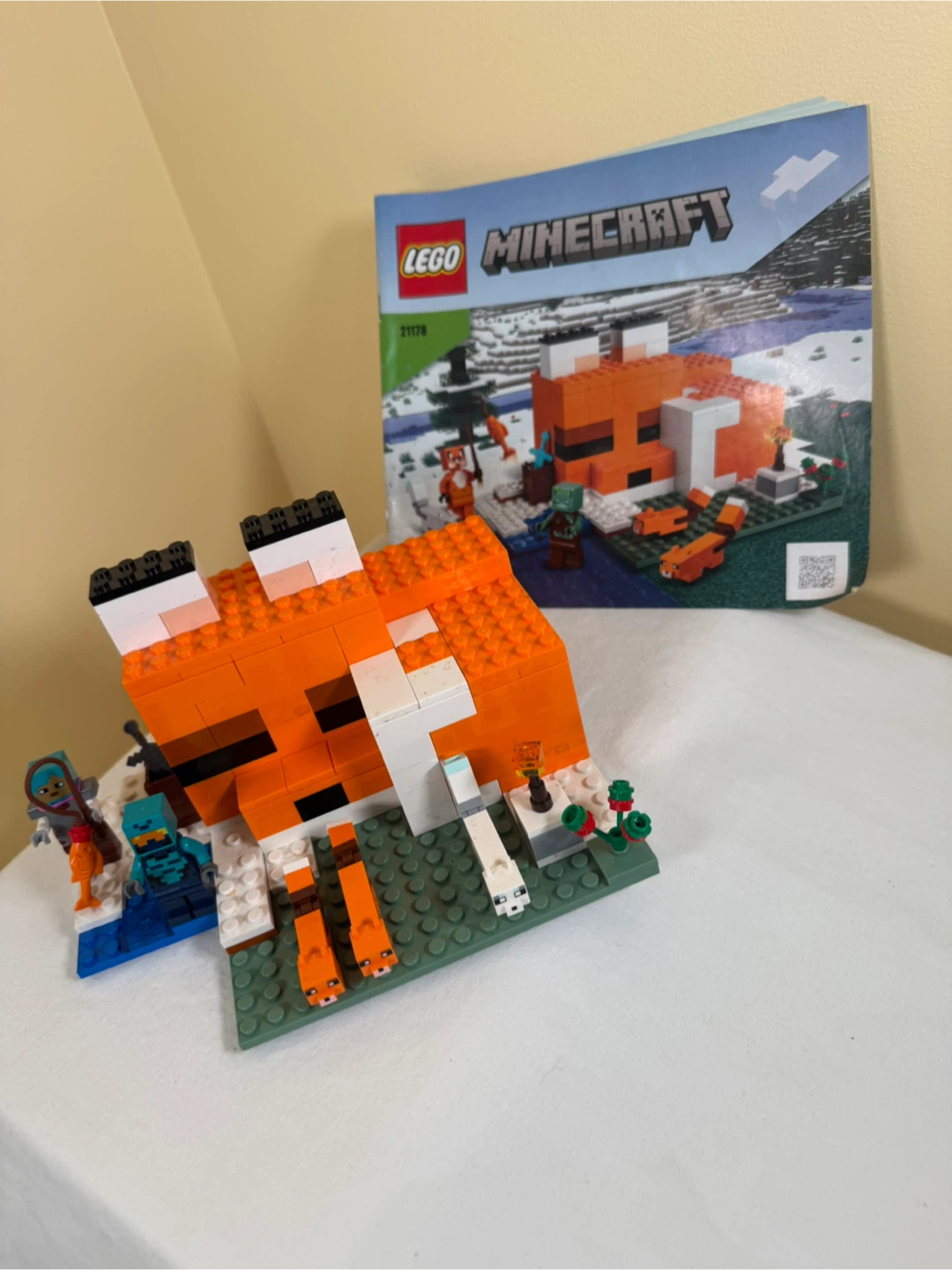 LEGO Minecraft The Fox Lodge Building Set 21178 - photo 3