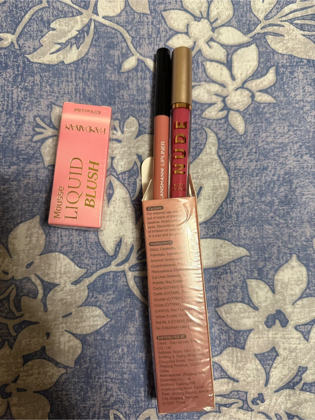 LANGMANNI Lip Contour Kit & HANDAIYAN Mousse Liquid Blush - photo 3