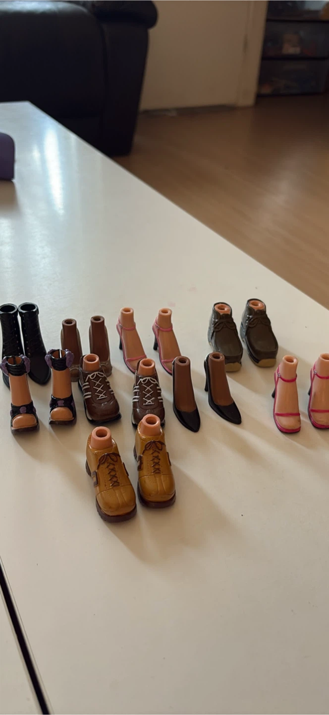 Vintage bratz shoes