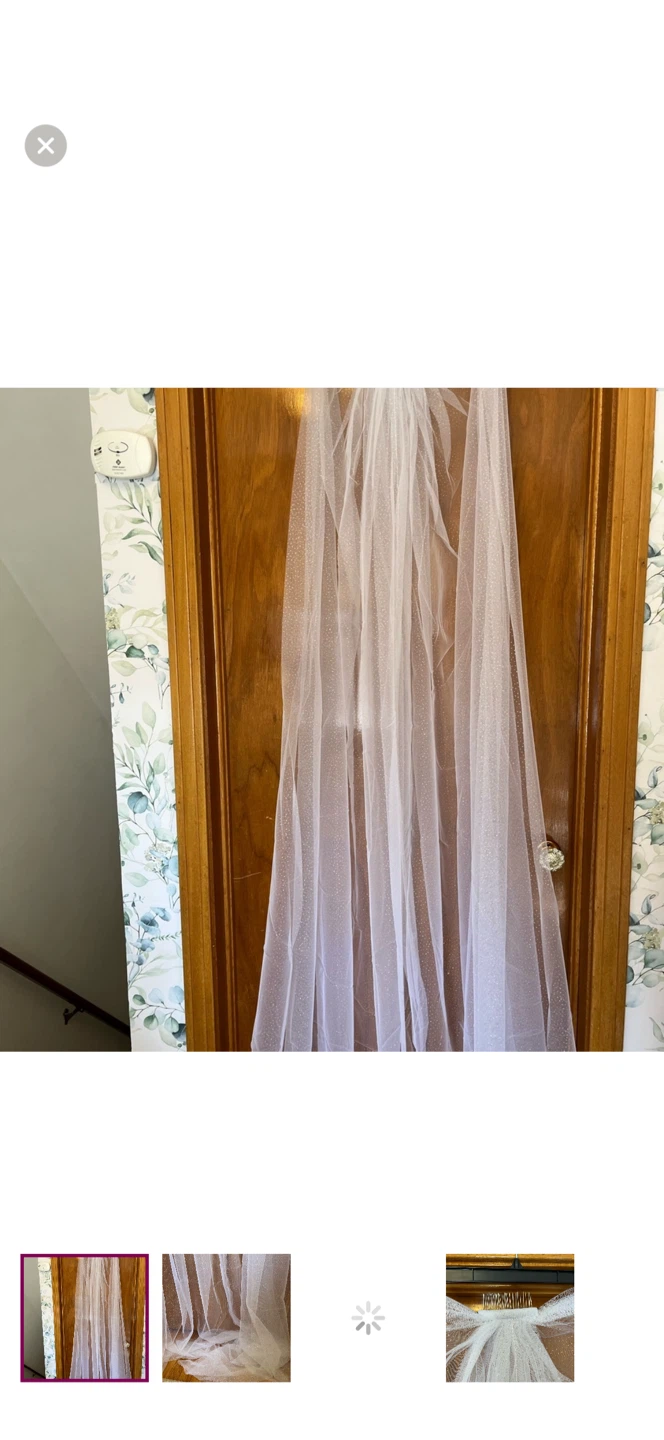 White Wedding Veil with Glitter - photo 3