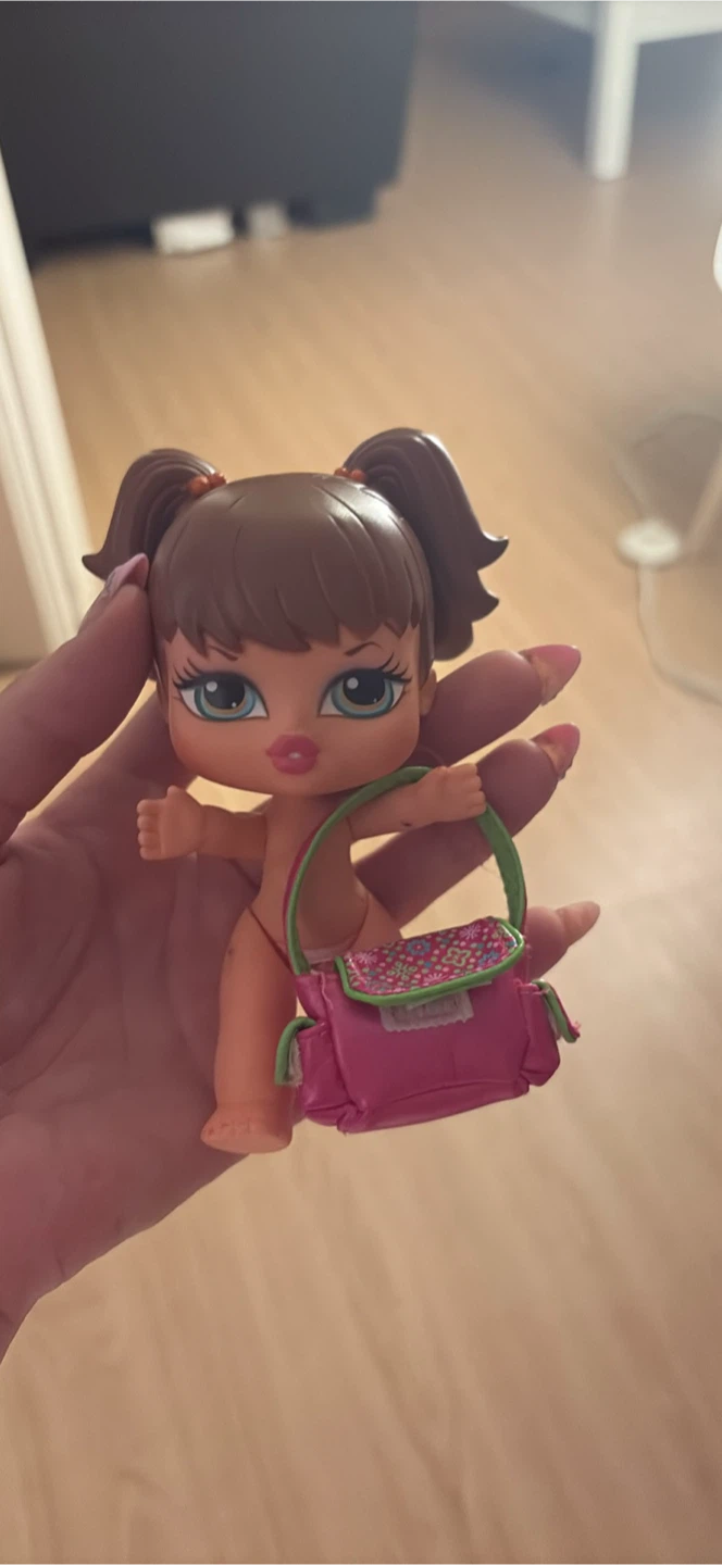 Vintage bratz Doll with Pink Bag