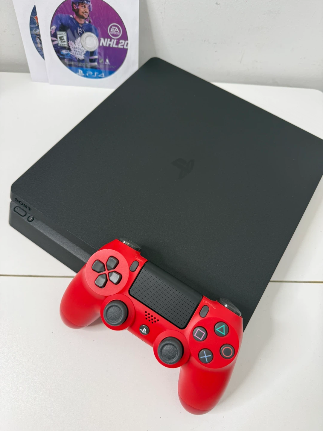 PlayStation 4 Slim 1Tb - photo 4
