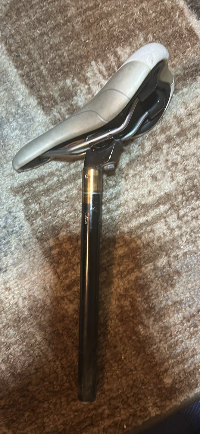 Giant Bicycle Seat Post - photo 2