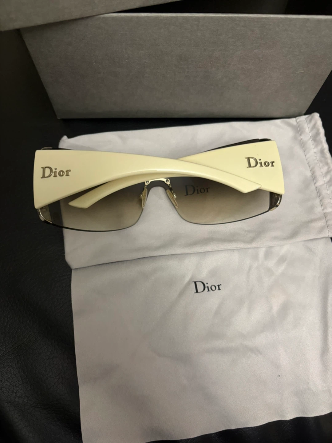 Christian Dior Sunglasses - photo 4